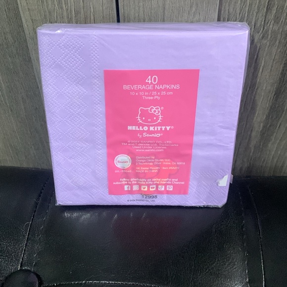 Sanrio Hello Kitty Purple Spring Easter Set of 40 Beverage Napkins New Package - Picture 4 of 9
